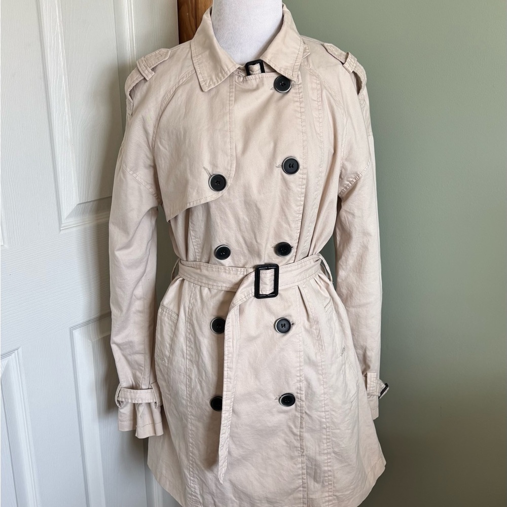 Hollyland Beige Double-Breasted Trench Coat